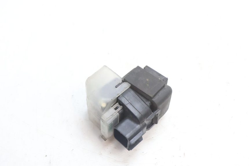 photo de RELAIS DEMARREUR SUZUKI GSR 600 (2005 - 2012) - Vue d’ensemble