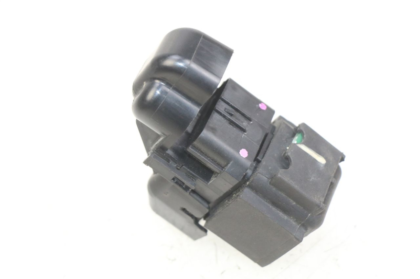 photo de RELAIS DEMARREUR HONDA CB R 1000 (2018 - 2023)