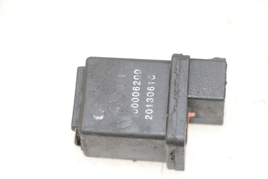 photo de RELAIS DEMARREUR PEUGEOT KISBEE 2T 50 (2010 - 2017)
