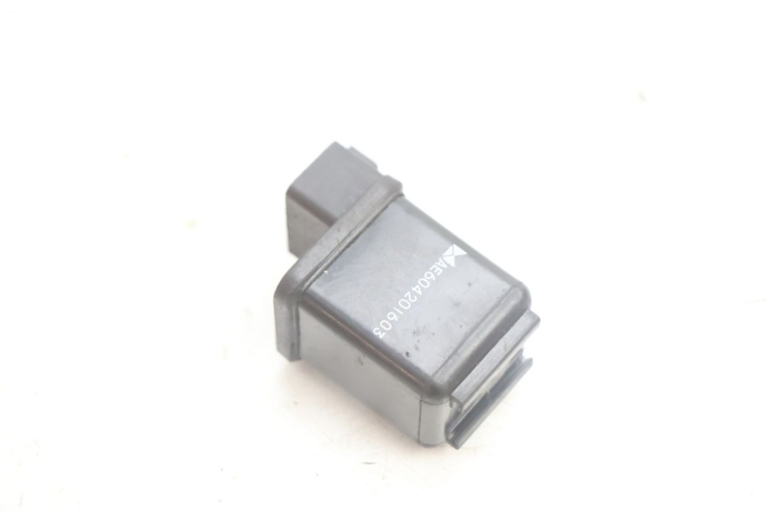 photo de RELAIS DEMARREUR PEUGEOT KISBEE 4T 50 (2010 - 2017) - Détail de la pièce
