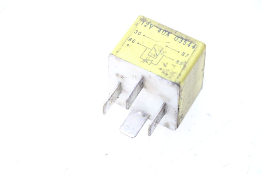 photo de RELAIS DEMARREUR PEUGEOT LUDIX 50 (2005 - 2007) - Autre angle de vue