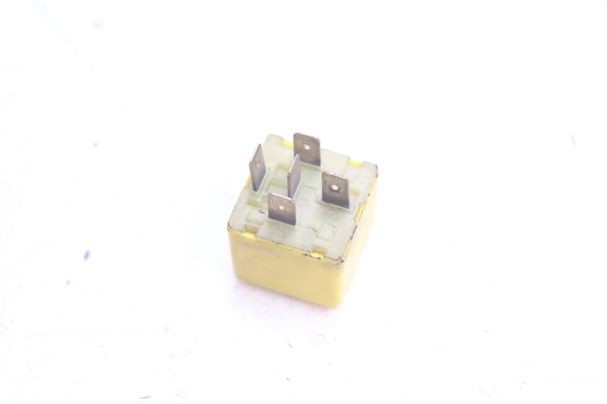 photo de RELAIS DEMARREUR PEUGEOT LUDIX PRO 2T 50 (2010 - 2017) - Zoom état d’usage