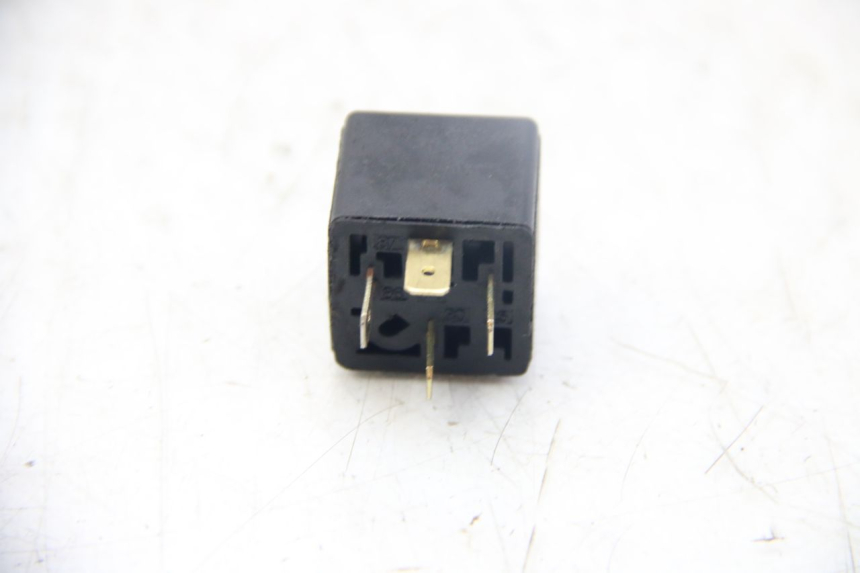 photo de RELAIS DEMARREUR MBK FLIPPER 50 (2004 - 2012)