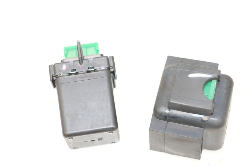 photo de RELAIS DEMARREUR PIAGGIO MP3 HPE 310 (2024 - 2025)