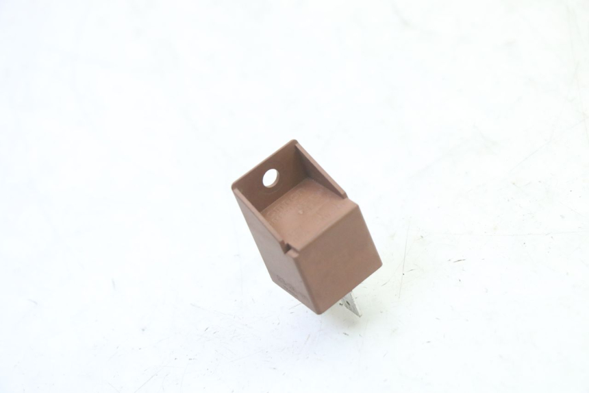 photo de RELAIS DEMARREUR PIAGGIO MP3 RL 250 (2007 - 2010)