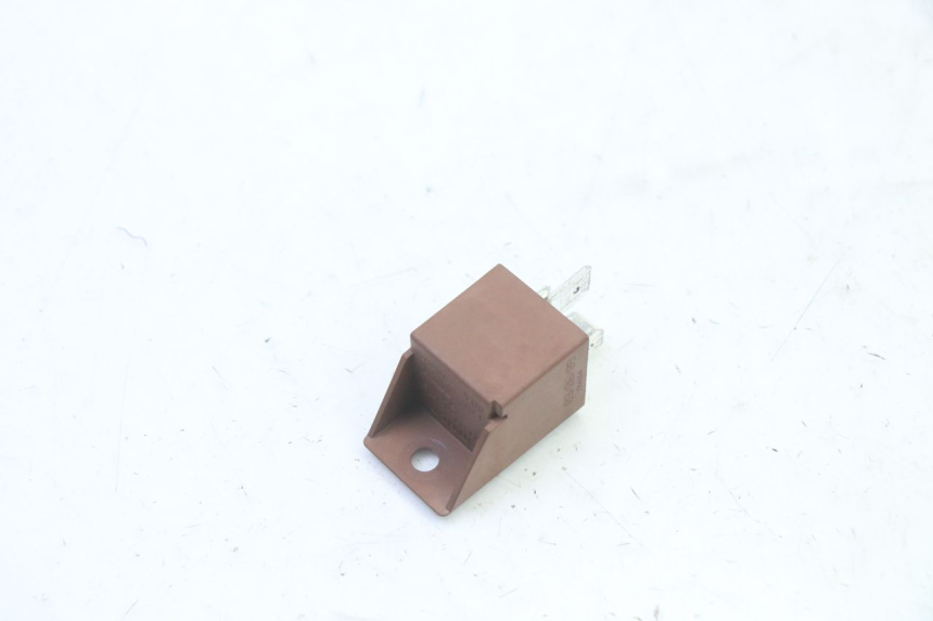 photo de RELAIS DEMARREUR PIAGGIO MP3 RL 250 (2007 - 2010)