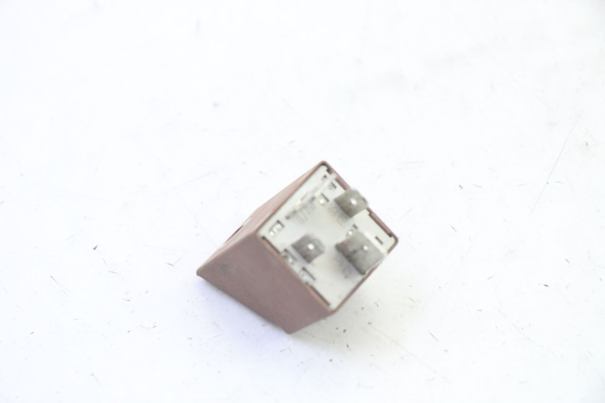 photo de RELAIS DEMARREUR PIAGGIO MP3 RL 250 (2007 - 2010)