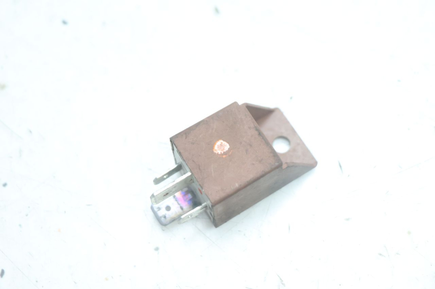 photo de RELAIS DEMARREUR PIAGGIO MP3 125 (2006 - 2014) - Vue principale
