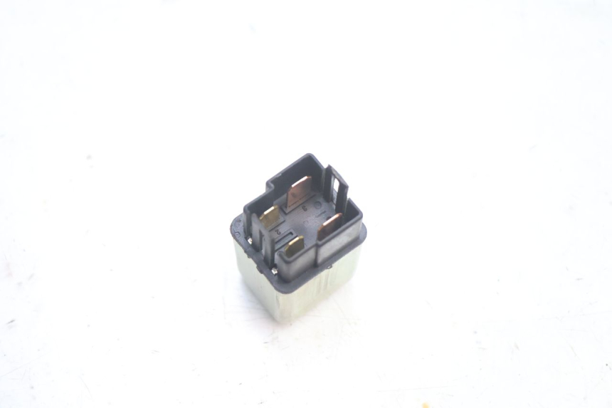 photo de RELAIS DEMARREUR KYMCO LIKE 4T 50 (2019 - 2025) - Autre angle de vue