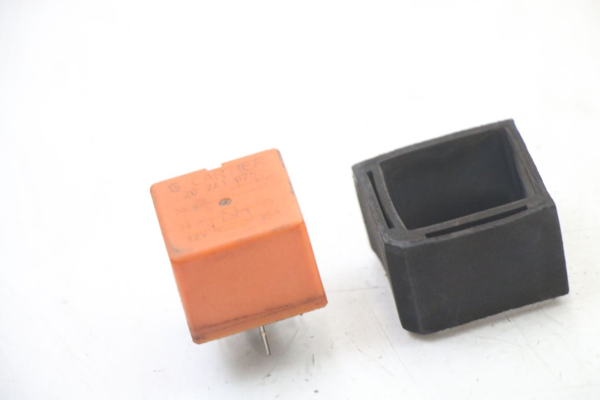 photo de RELAIS DEMARREUR PEUGEOT ELYSTAR 50 (2002 - 2014)