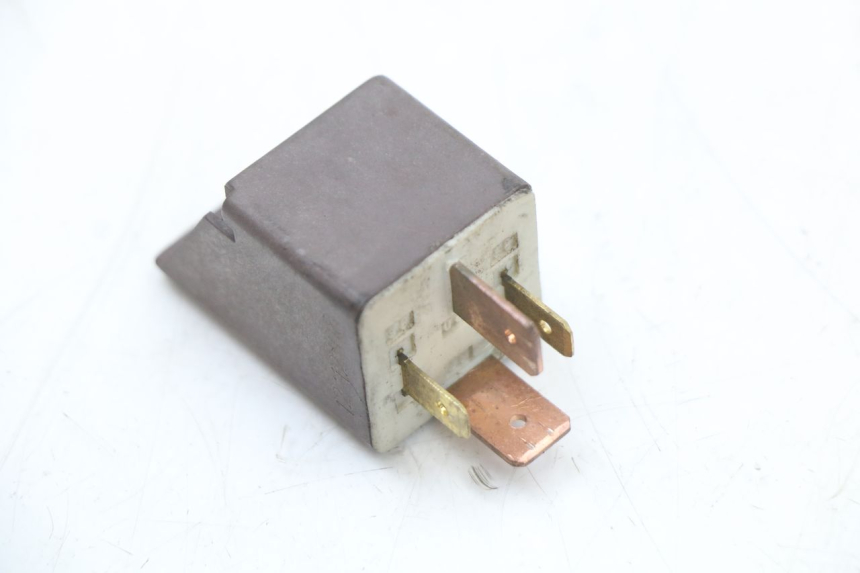 photo de RELAIS DEMARREUR PIAGGIO FLY 4T 50 (2004 - 2010)