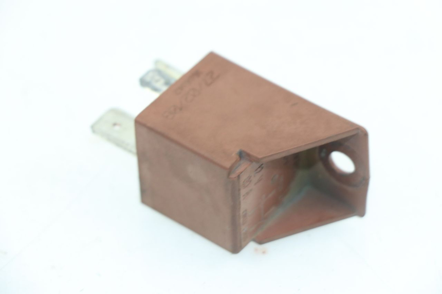photo de RELAIS DEMARREUR PIAGGIO VESPA LX 4T 50 (2005 - 2010)