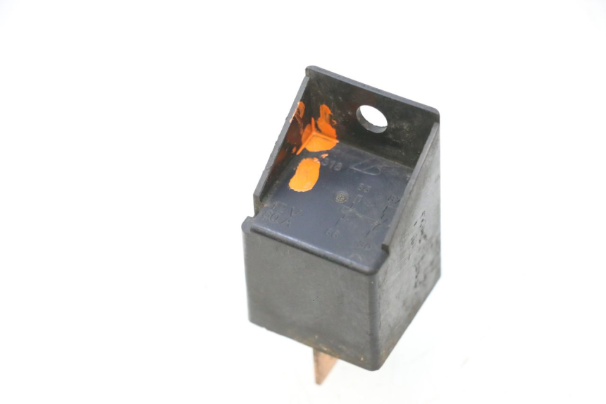 photo de RELAIS DEMARREUR PEUGEOT SATELIS 125 (2006 - 2009) - Autre angle de vue