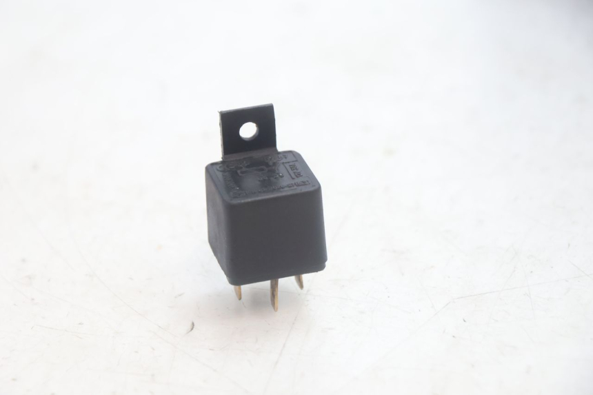 photo de RELAIS DEMARREUR YAMAHA SLIDER 50 (1999 - 2004) - Vue principale