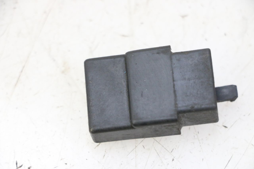 photo de RELAIS DEMARREUR PEUGEOT SPEEDAKE 50 (1995 - 1997)