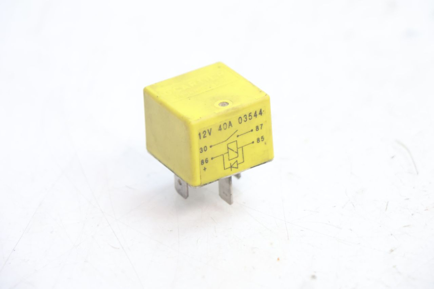 photo de RELAIS DEMARREUR PEUGEOT SPEEDFIGHT LC 50 (1996 - 2002) - Détail de la pièce