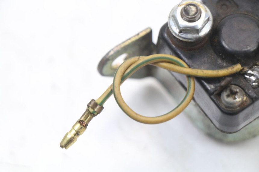photo de RELAIS DEMARREUR SUZUKI GSX E 250 (1982 - 1983)