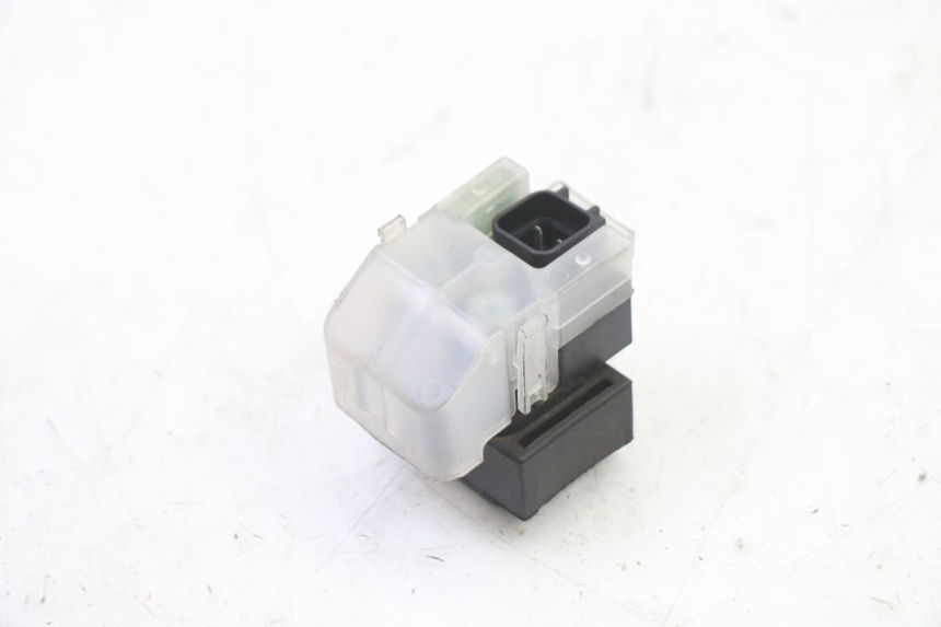 photo de RELAIS DEMARREUR SUZUKI SV S 650 (2003 - 2009)
