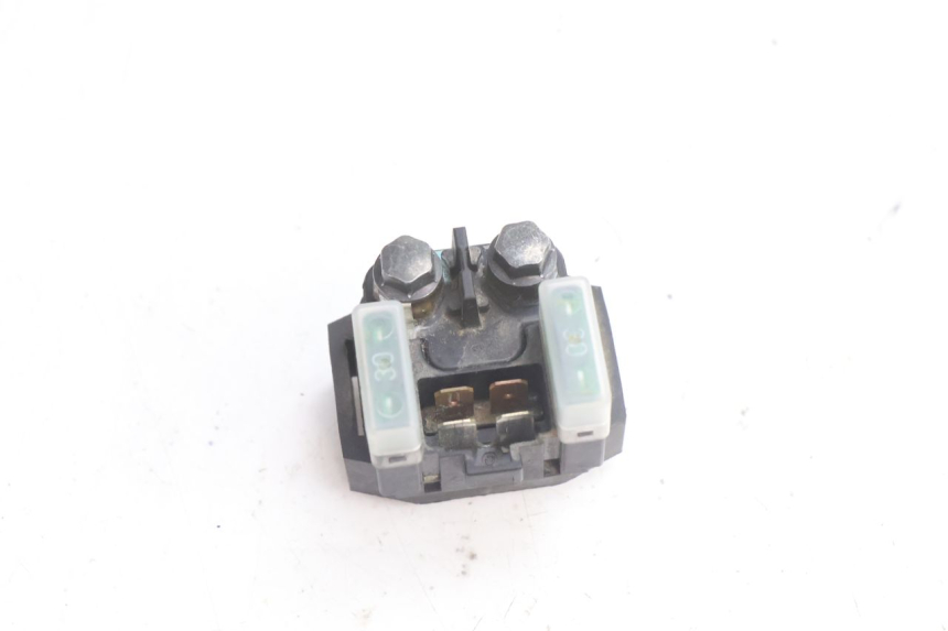 photo de RELAIS DEMARREUR YAMAHA TDM ABS 900 (2002 - 2014) - Autre angle de vue