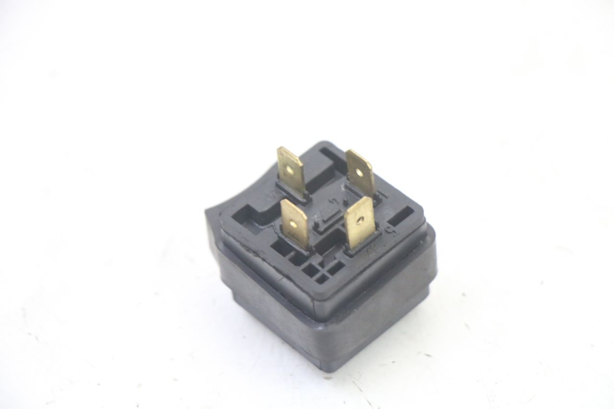 photo de RELAIS DEMARREUR YAMAHA WHY 50 (1998 - 2000)