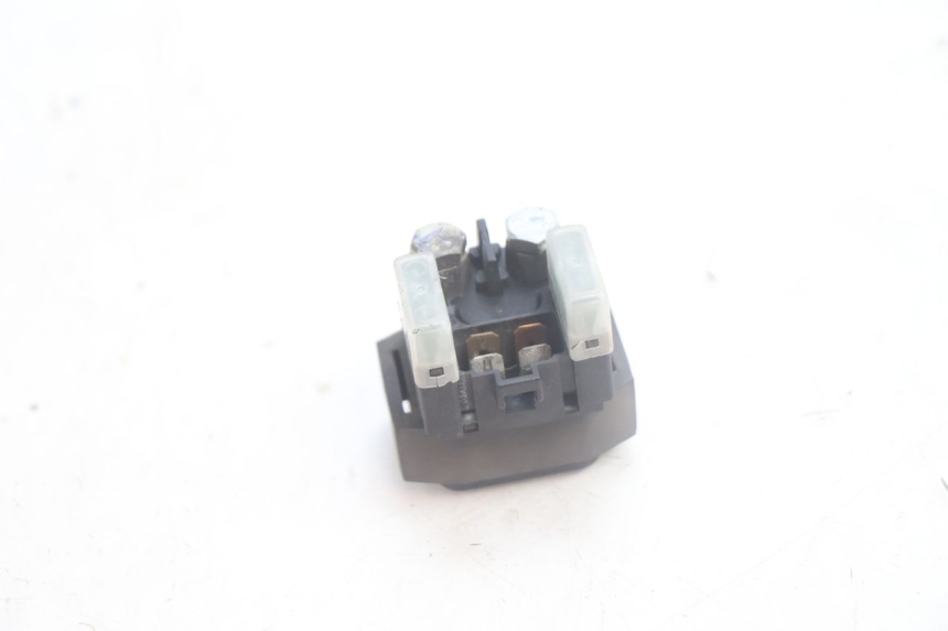 photo de RELAIS DEMARREUR YAMAHA XMAX X-MAX 125 (2006 - 2009) - Autre angle de vue