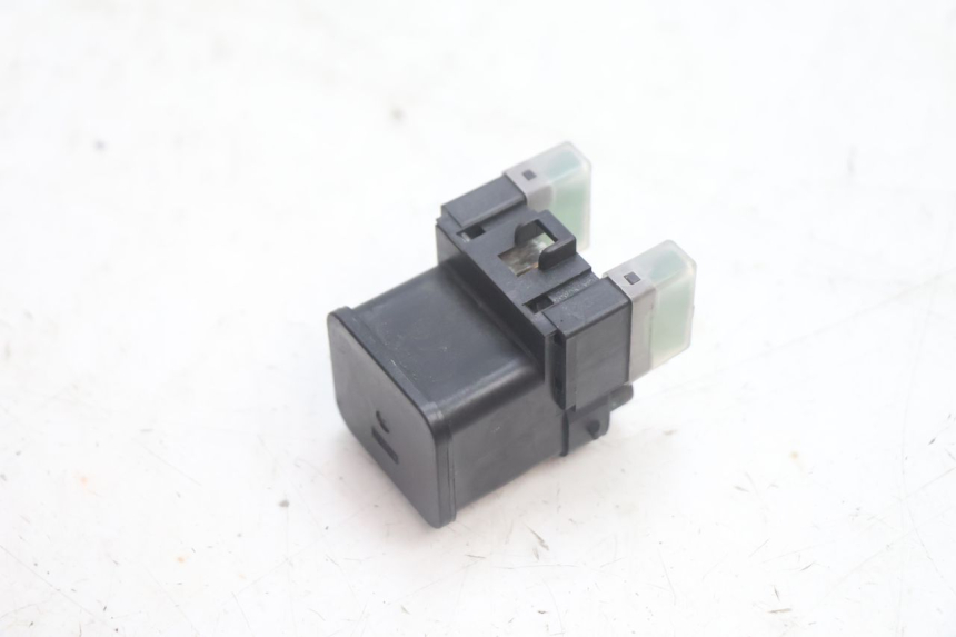 photo de RELAIS DEMARREUR YAMAHA XMAX X-MAX 125 (2006 - 2009) - Autre angle de vue