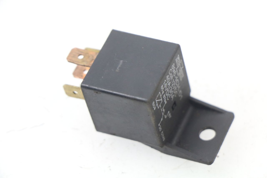 photo de RELAIS DEMARREUR YAMAHA BW'S 50 (1999 - 2003)