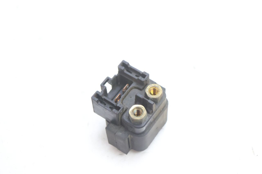 photo de RELAIS DEMARREUR YAMAHA YZF R GENESIS 750 (1993 - 1998) - Détail de la pièce