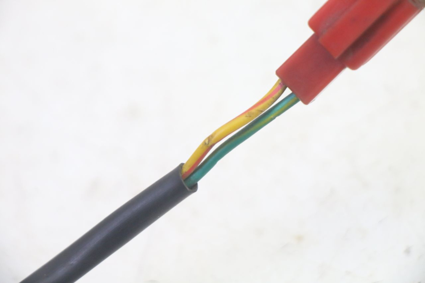 photo de RELAIS DEMARREUR KYMCO ZING 125 (1997 - 2003) - Vue d’ensemble