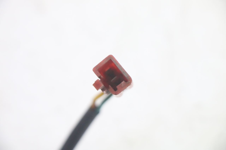 photo de RELAIS DEMARREUR KYMCO ZING 125 (1997 - 2003) - Points de fixation