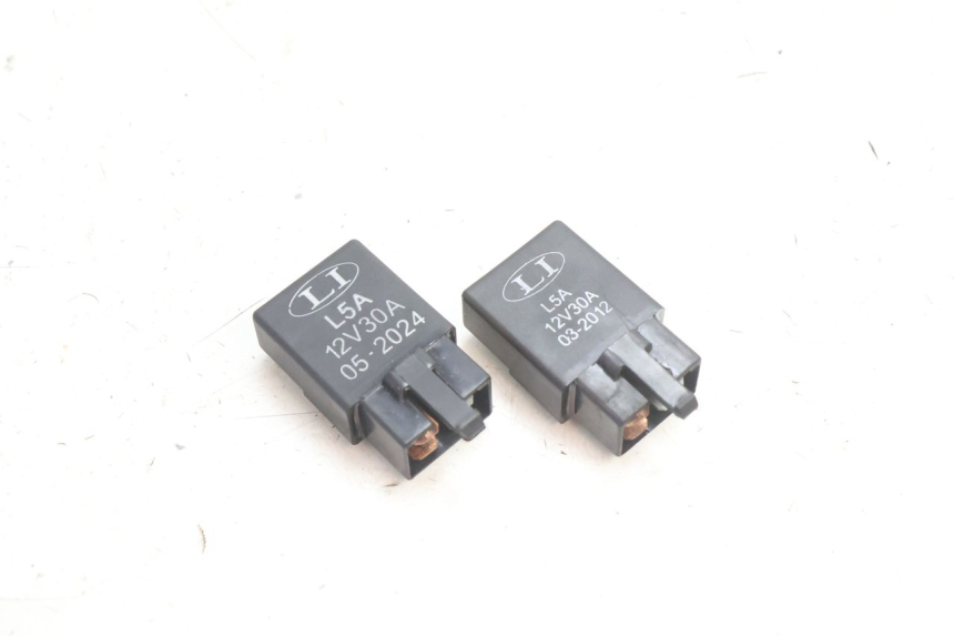 photo de RELAIS ELECTRIQUE APRILIA ATLANTIC S 125 (2010 - 2013) - Vue principale
