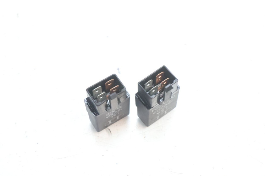 photo de RELAIS ELECTRIQUE APRILIA ATLANTIC S 125 (2010 - 2013) - Autre angle de vue