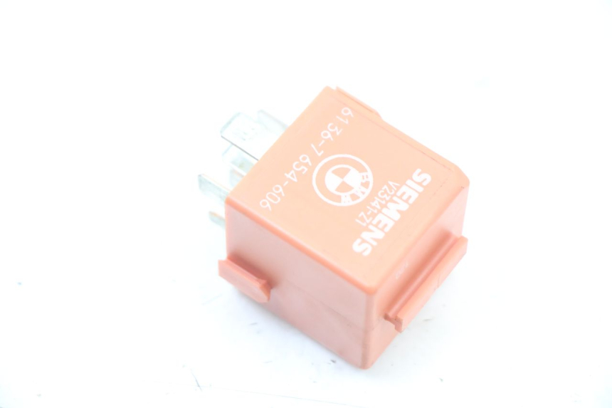 photo de RELAIS ELECTRIQUE BMW C1 125 (2000 - 2003)