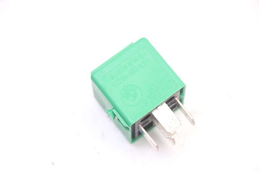 photo de RELAIS ELECTRIQUE BMW C1 125 (2000 - 2003)