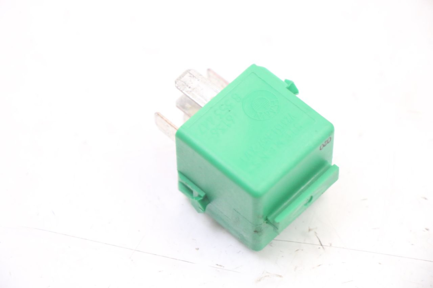 photo de RELAIS ELECTRIQUE BMW C1 125 (2000 - 2003)