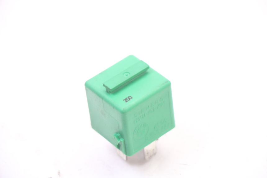 photo de RELAIS ELECTRIQUE BMW C1 125 (2000 - 2003)