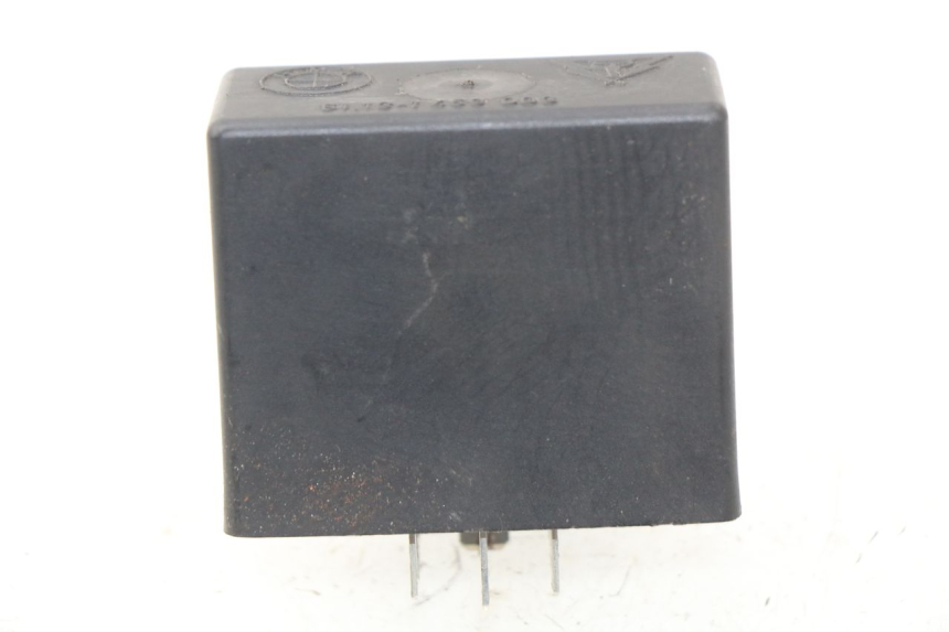 photo de RELAIS ELECTRIQUE BMW K100 1000 (1982 - 1990)