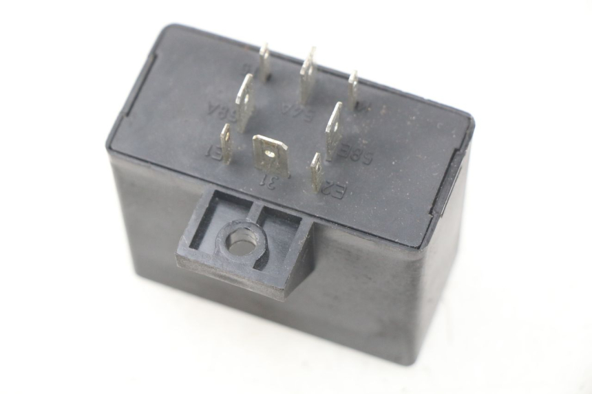 photo de RELAIS ELECTRIQUE BMW K100 1000 (1982 - 1990)