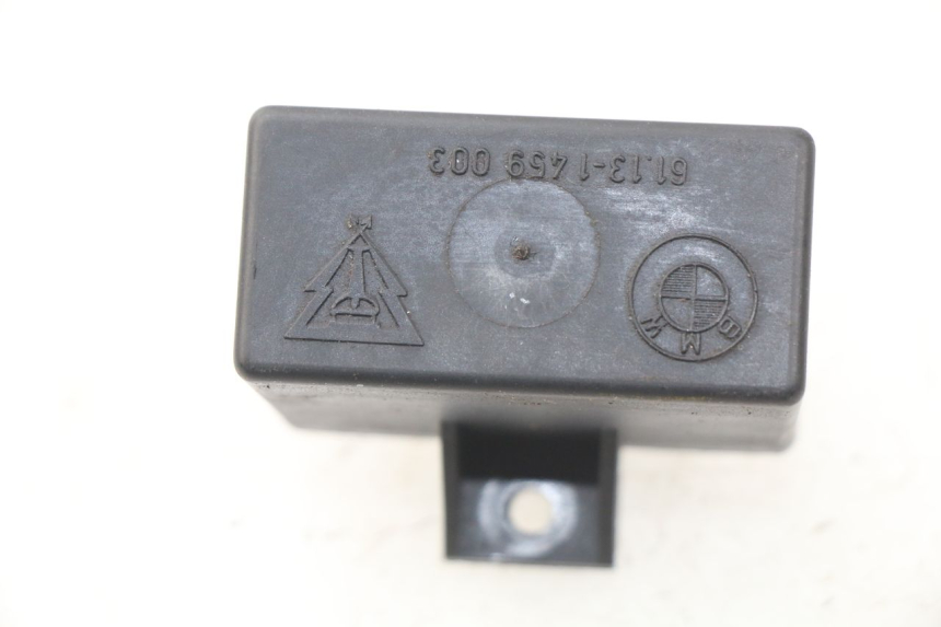 photo de RELAIS ELECTRIQUE BMW K100 1000 (1982 - 1990)