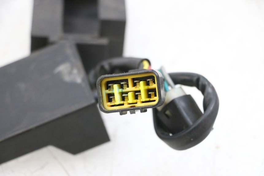 photo de RELAIS ELECTRIQUE MAG POWER BOMBERS 4T 50 (2016 - 2026) - Vue d’ensemble