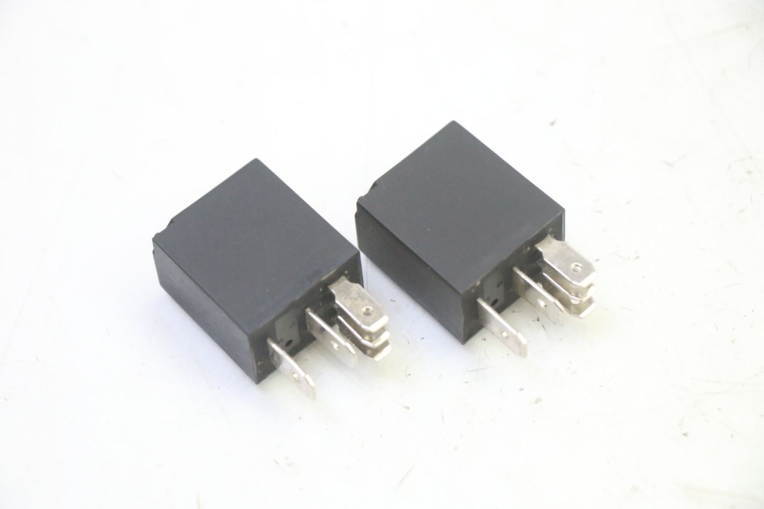 photo de RELAIS ELECTRIQUE MOTRON BREEZY 4T 50 (2021 - 2025)