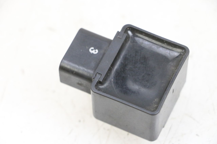 photo de RELAIS ELECTRIQUE SUZUKI BURGMAN 650 (2013 - 2020)