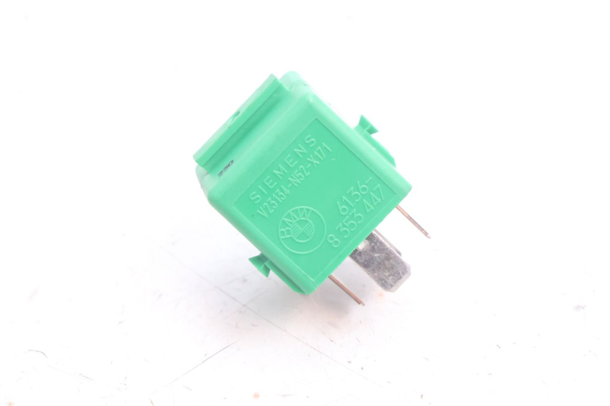 photo de RELAIS ELECTRIQUE BMW C1 125 (2000 - 2003) - Vue principale