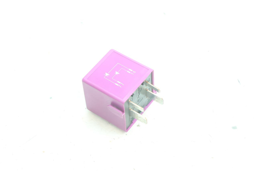 photo de RELAIS ELECTRIQUE BMW C1 125 (2000 - 2003) - Autre angle de vue