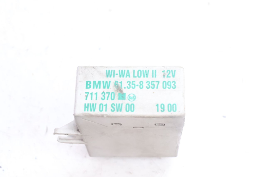 photo de RELAIS ELECTRIQUE BMW C1 125 (2000 - 2003) - Autre angle de vue