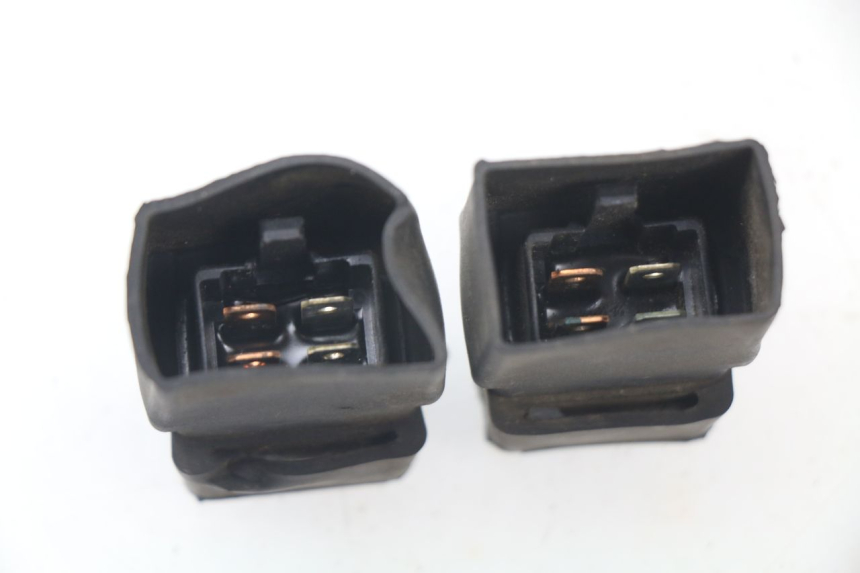 photo de RELAIS ELECTRIQUE HONDA CBR 919 RR FIREBLADE 900 (1998 - 1999) - Détail de la pièce