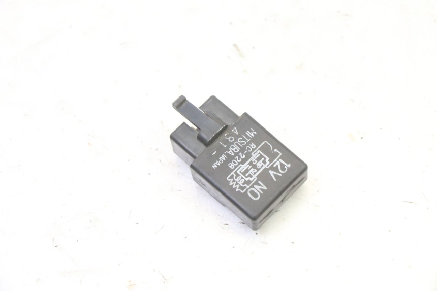 photo de RELAIS ELECTRIQUE HONDA CBR RR FIREBLADE 900 (1992 - 1994)