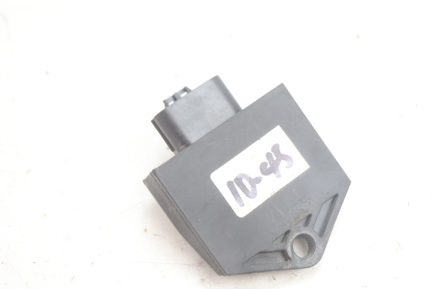 photo de RELAIS ELECTRIQUE JM MOTORS EVOLIS 4T 50 (2018 - 2022) - Gros plan technique