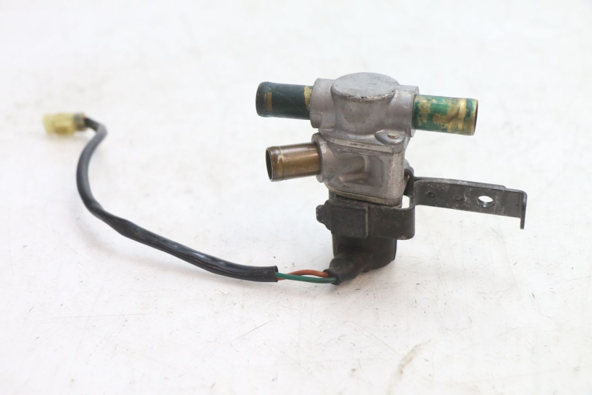 photo de RELAIS ELECTRIQUE YAMAHA FJR 1300 (2001 - 2005) - Détail de la pièce