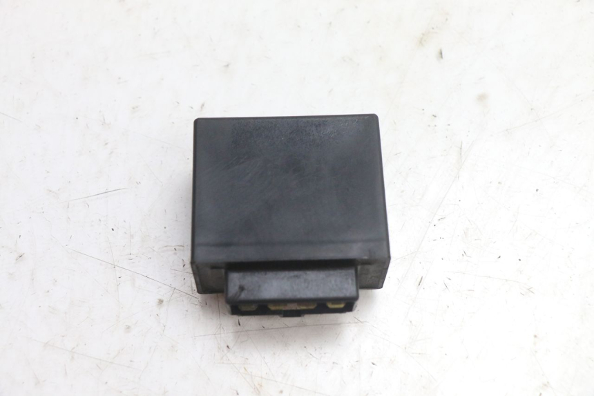 photo de RELAIS ELECTRIQUE YAMAHA FJR 1300 (2001 - 2005) - Détail de la pièce